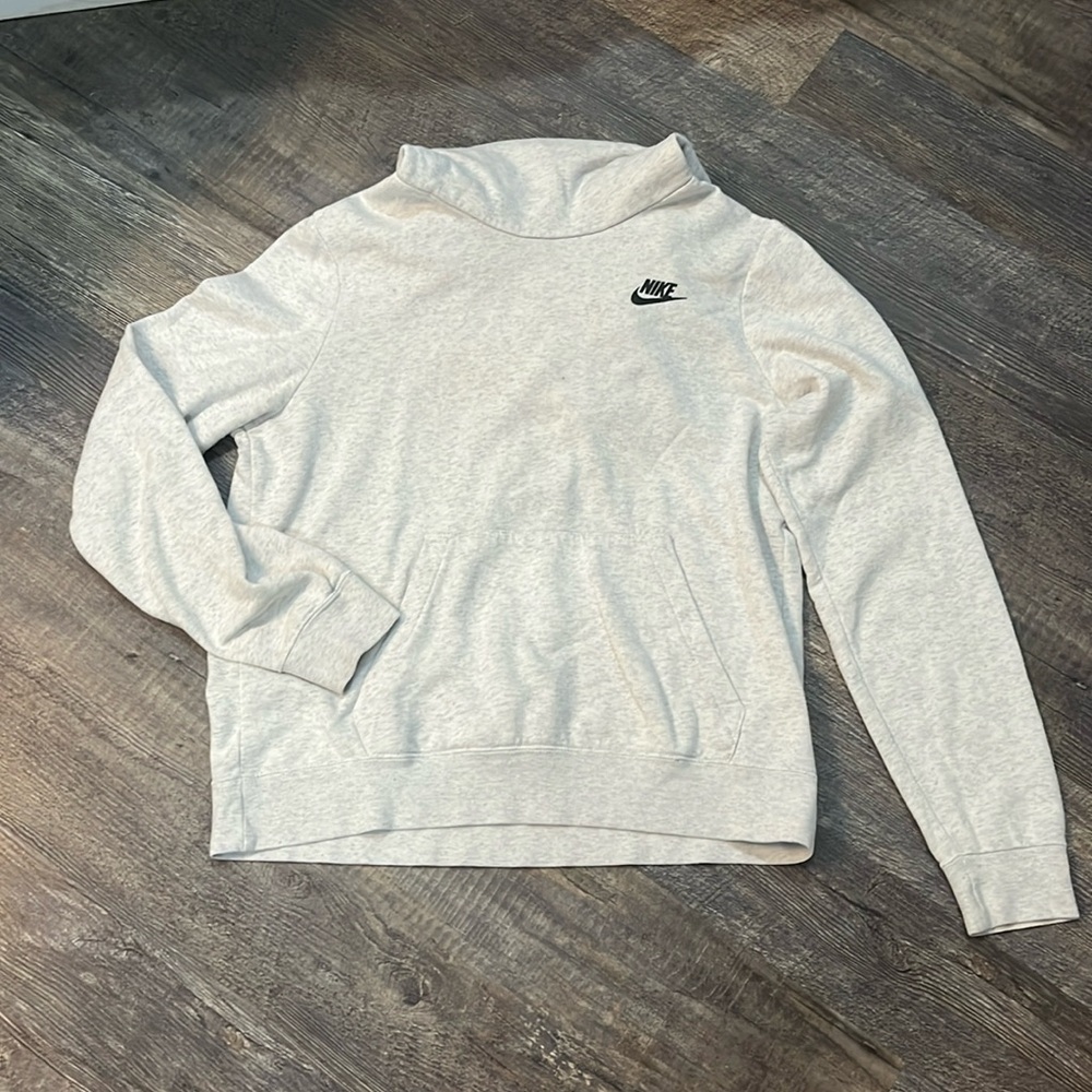 GUC Nike Funnel Neck Hoodie size M